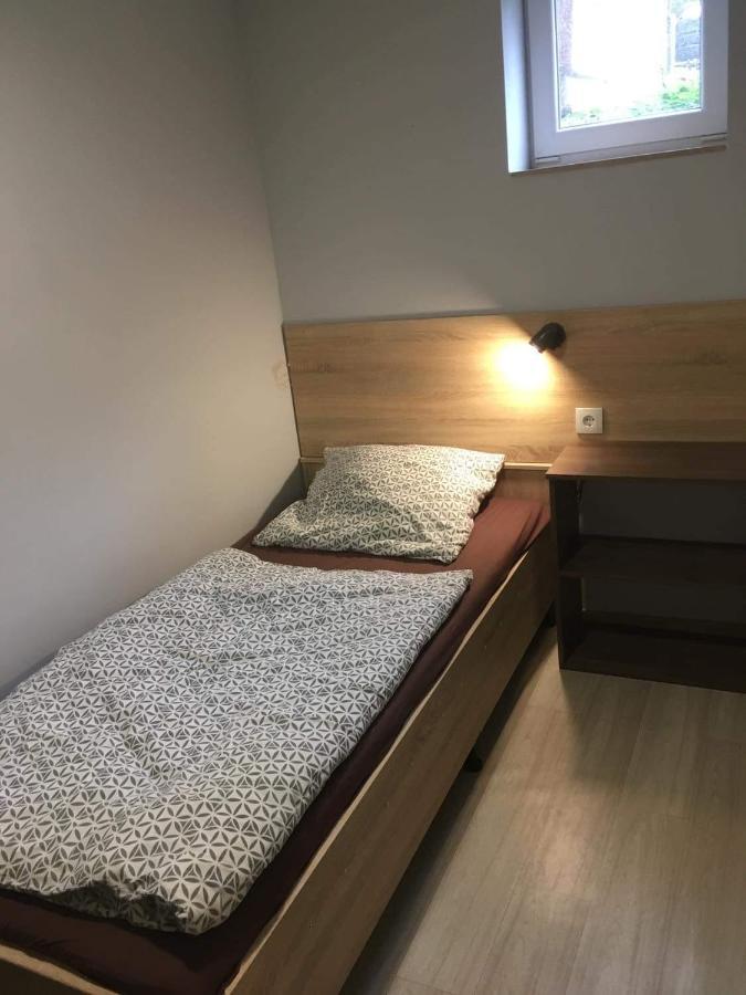 Beregi Apartman Tiszaújváros Buitenkant foto