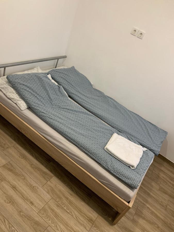 Beregi Apartman Tiszaújváros Buitenkant foto