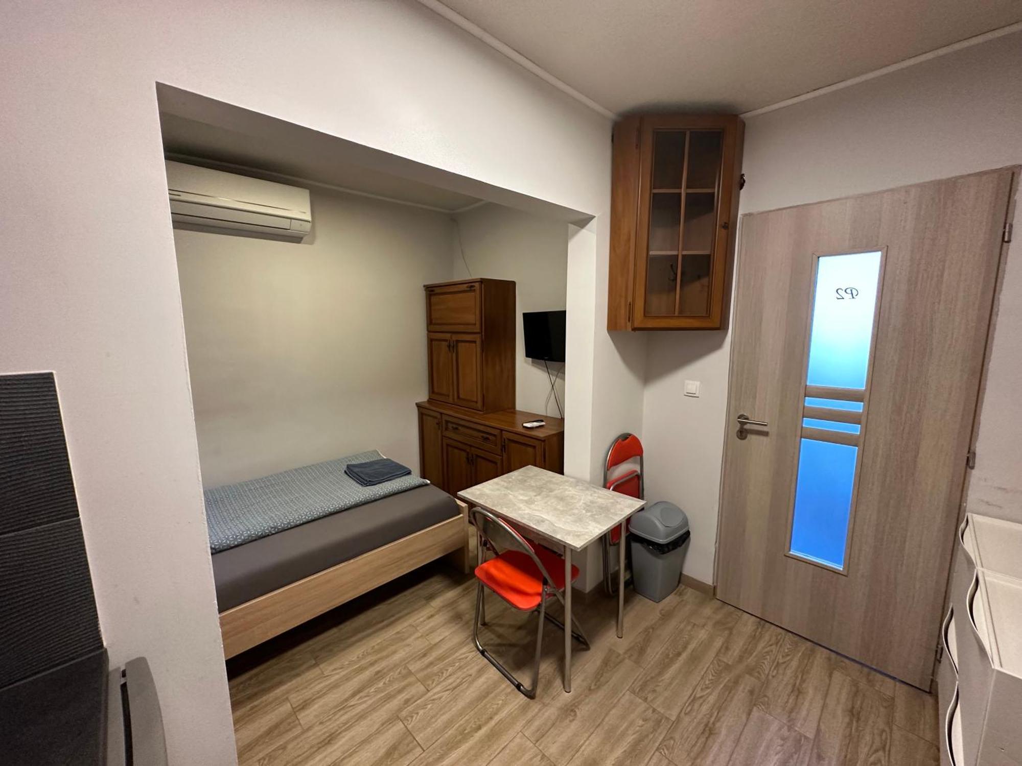 Beregi Apartman Tiszaújváros Buitenkant foto