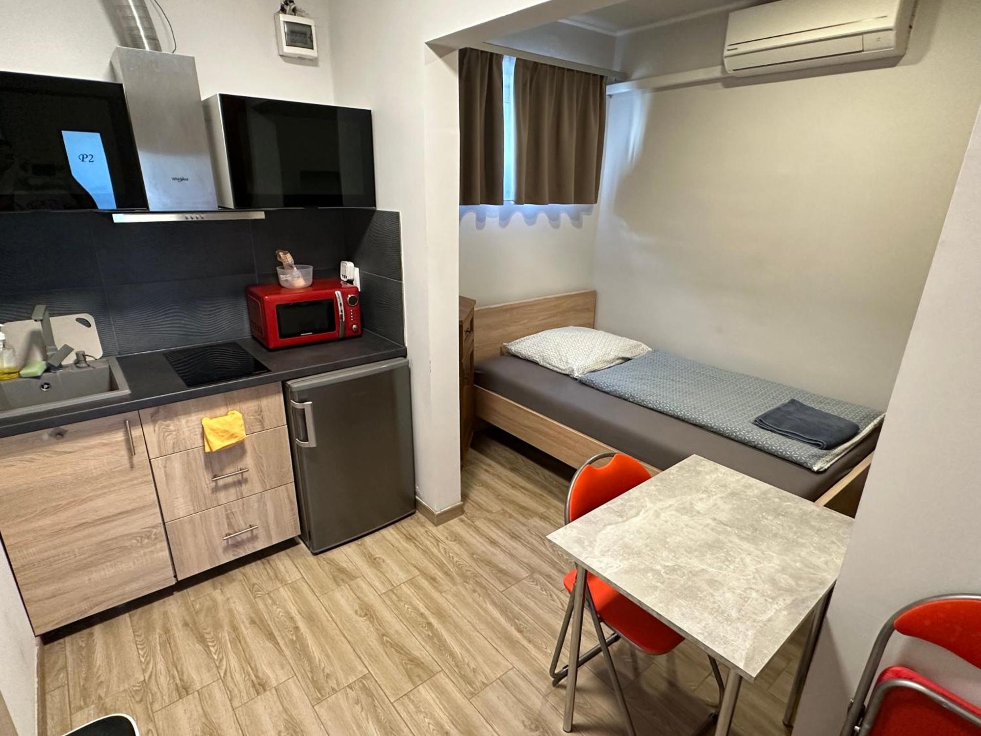 Beregi Apartman Tiszaújváros Buitenkant foto